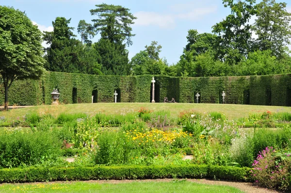 France, the Marie Antoinette estate in the parc of Versailles Pa — Stock Photo, Image