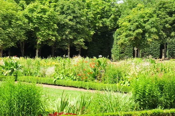 France, the Marie Antoinette estate in the parc of Versailles Pa — Stock Photo, Image