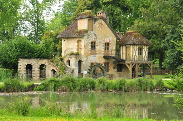 França, a propriedade Marie Antoinette no parc de Versalhes Pa — Fotografia de Stock