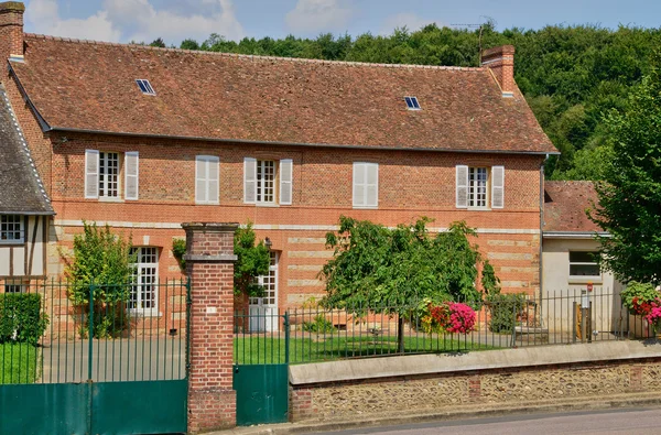 Normandie, de schilderachtige stad van lyons la foret — Stockfoto