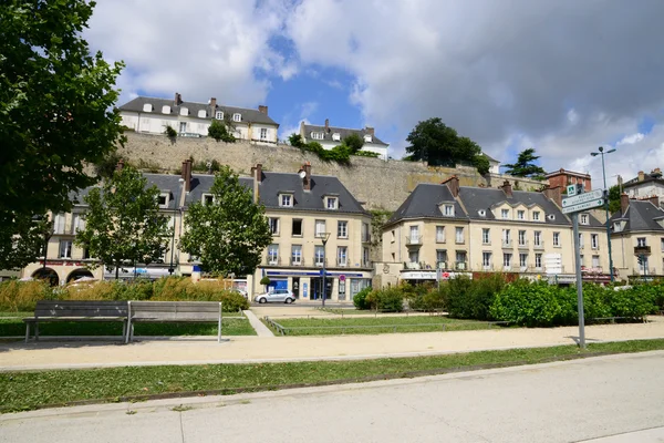 Francia, la pintoresca ciudad de Pontoise —  Fotos de Stock