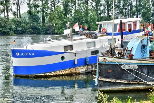 Fransa, conflans-sainte honorine pitoresk kenti — Stok fotoğraf