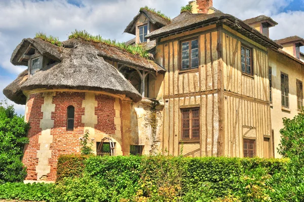 France, the Marie Antoinette estate in the parc of Versailles Pa — Stock Photo, Image