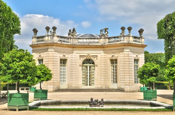 Frankrijk, de marie antoinette landgoed in het park van versailles pa — Stockfoto