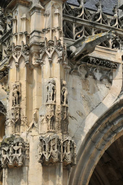 Francia, la pittoresca città di Poissy — Foto Stock