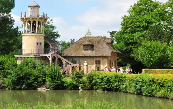 Francja, marie antoinette nieruchomości w parc versailles PA — Zdjęcie stockowe