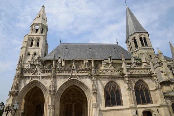 Francia, la pintoresca ciudad de Poissy —  Fotos de Stock