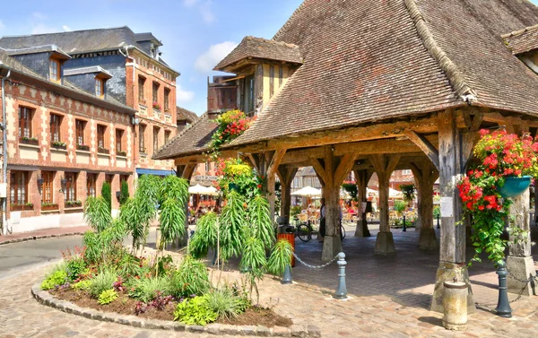 Normandie, мальовниче місто Лайонс la foret — стокове фото