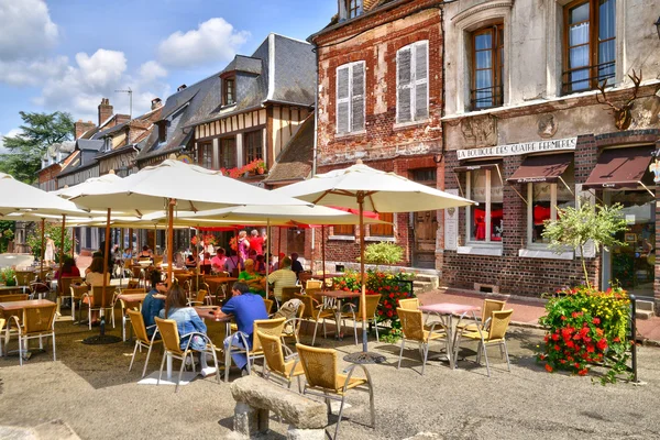 Normandie, la ville pittoresque de Lyon la Foret — Photo