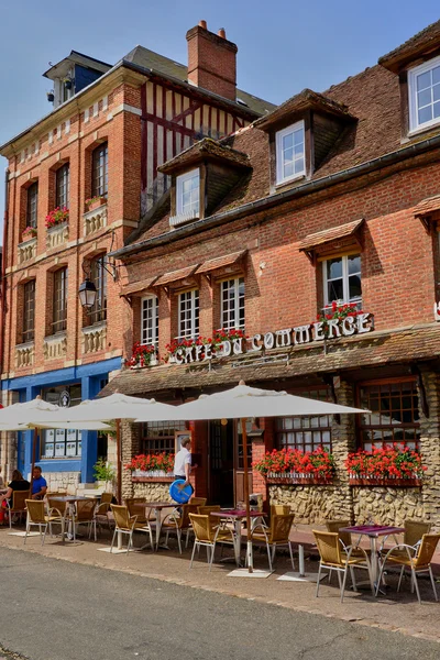 Normandie, la ville pittoresque de Lyon la Foret — Photo