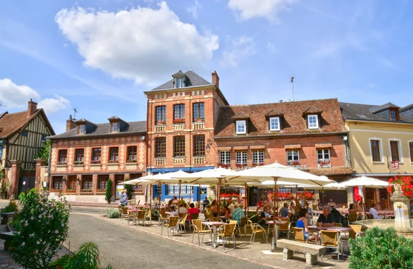 Normandie, la ville pittoresque de Lyon la Foret — Photo