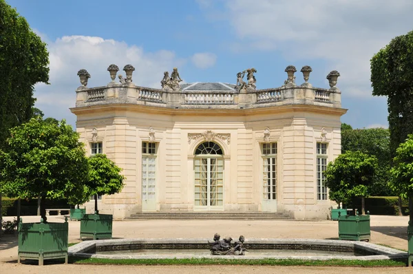 Francja, marie antoinette nieruchomości w parc versailles PA — Zdjęcie stockowe