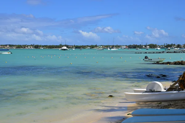 如诗如画的城市，在毛里求斯共和国大湾 — 图库照片