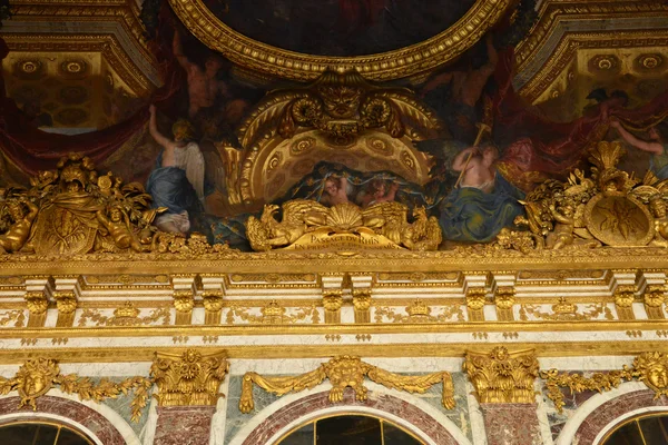 Palácio de Versalhes em Ile de France — Fotografia de Stock