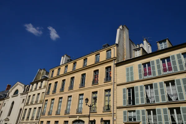 法国，凡尔赛宫的风景秀丽的城市 — 图库照片