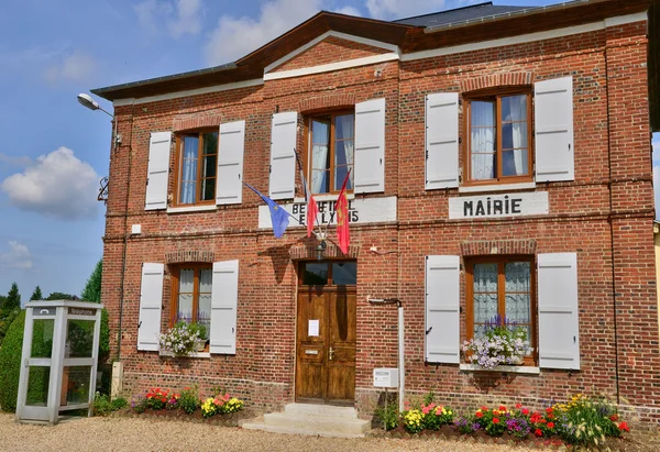 Normandie, das malerische Dorf beauficel en lyons — Stockfoto