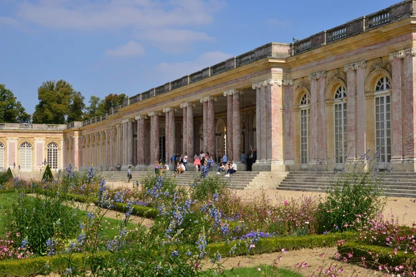 Herdade de Maria Antonieta no parc do Palácio de Versalhes — Fotografia de Stock