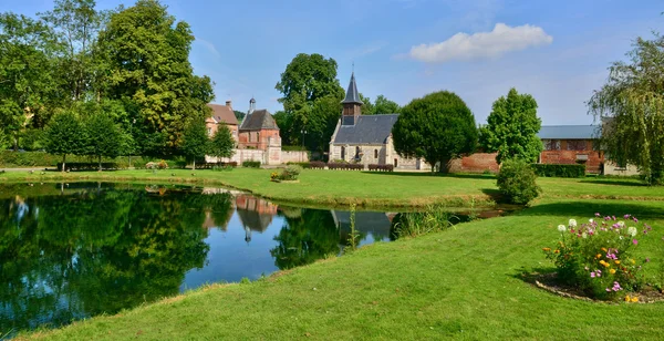 Pittoresco villaggio di Lisors in Normandia — Foto Stock