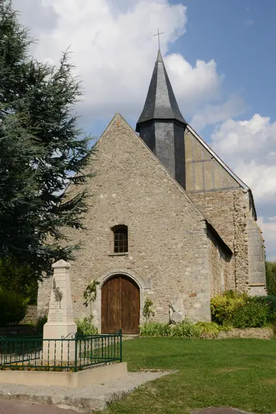 Fransa, Mondreville tarihi kilise — Stok fotoğraf