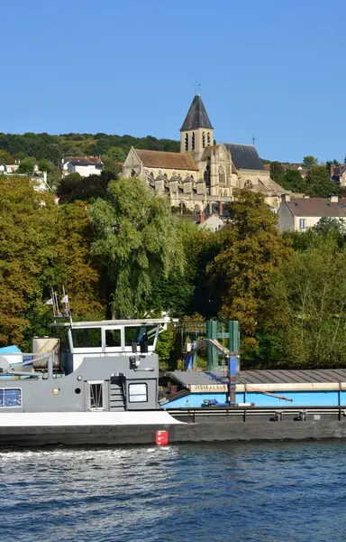 França, a pitoresca cidade de triel sur seine — Fotografia de Stock