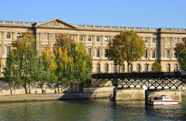 France, picturesque Pont des Arts in Paris — Stock Photo, Image
