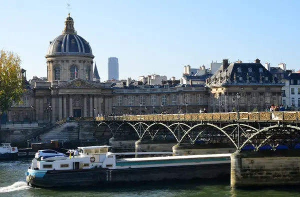 Frankreich, malerischer pont des arts in paris — Stockfoto