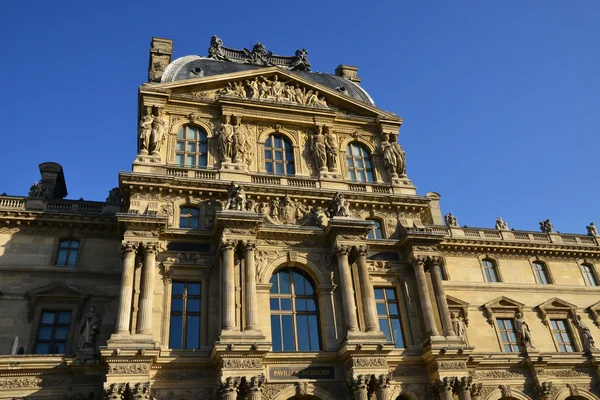 França, Palácio do Louvre em Paris — Fotografia de Stock