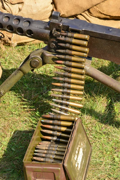 Francia, antiguo equipamiento militar en exhibición aérea de Verneuil sur Sein —  Fotos de Stock