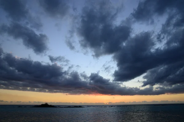 África, puesta de sol en Mont Choisy en Mauricio — Foto de Stock