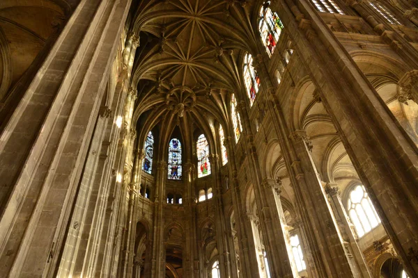 法国，在巴黎的圣尤斯塔歇教堂 — 图库照片