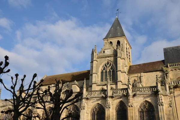 Francia, la iglesia histórica de Triel sur Seine —  Fotos de Stock