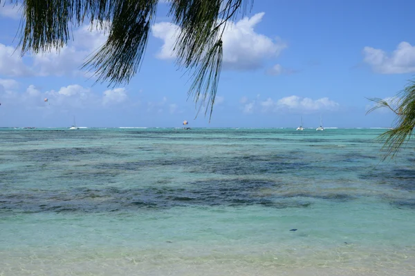 Ile Maurice, pittoresque Ile aux cerfs dans la région de Mahebourg — Photo