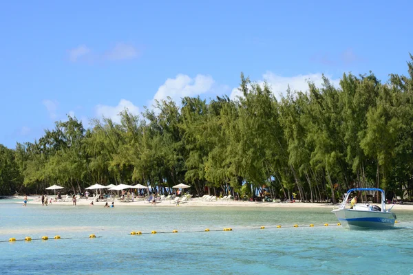 Mauritius, festői Ile aux cerfs Mahebourg területén — Stock Fotó