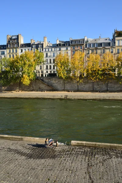 Frankrijk, de pittoreske stad Parijs — Stockfoto