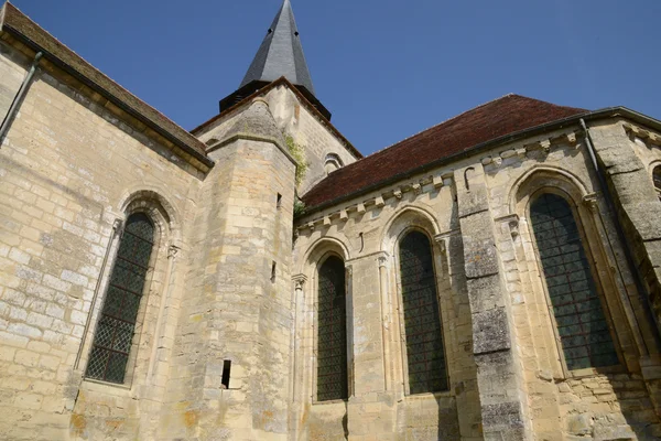 Francia, il pittoresco villaggio di Avernes — Foto Stock