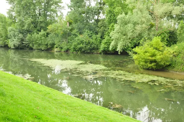 Fransa, poissy pitoresk kenti — Stok fotoğraf