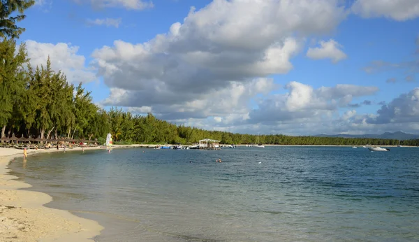 Schilderachtige gebied van la Pointe aux Hotel in Mauritius — Stockfoto