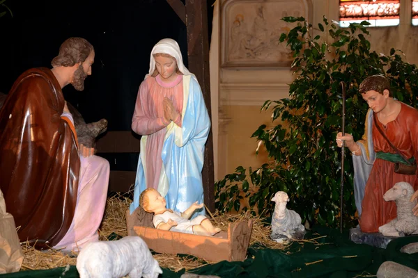 Frankrijk, kerststal in triel sur seine kerk — Stockfoto