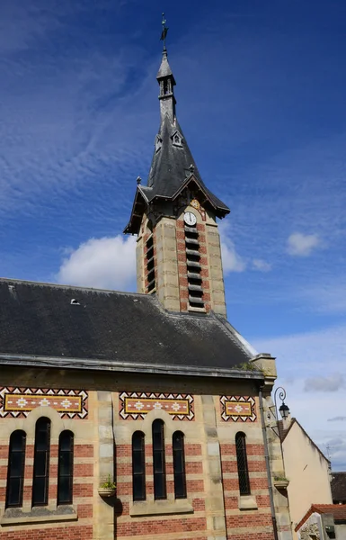 Ile de France, festői falu Menucourt — Stock Fotó