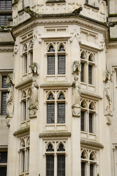 França, castelo histórico de Pierrefonds na Picardia — Fotografia de Stock