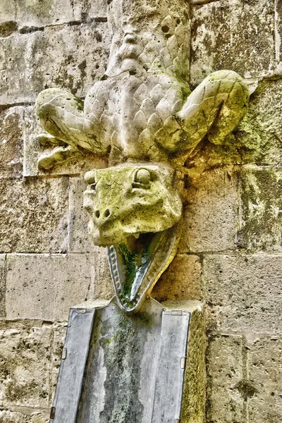 França, castelo histórico de Pierrefonds na Picardia — Fotografia de Stock