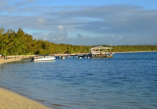 Живописный район Пуэнт-о-Канонье на Маврикии — стоковое фото