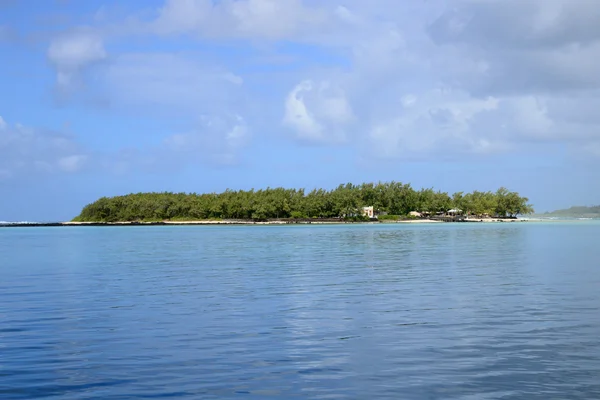 Afrika, malebné aera Blue Bay poblíž Mahebourg — Stock fotografie