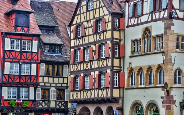 Pittoreska gamla hus i Colmar i Alsace — Stockfoto