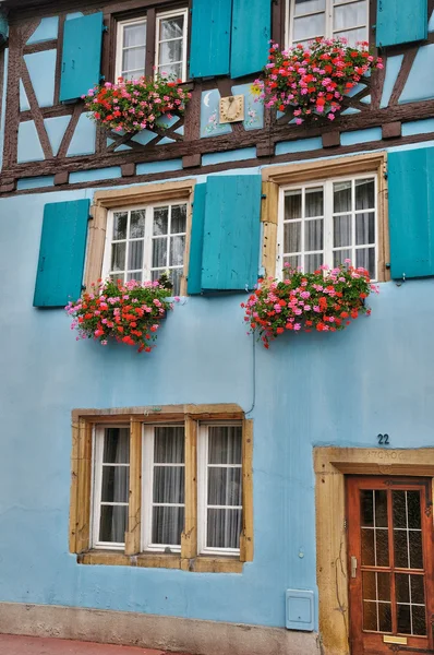 Casa antiga pitoresca em Colmar, na Alsácia — Fotografia de Stock