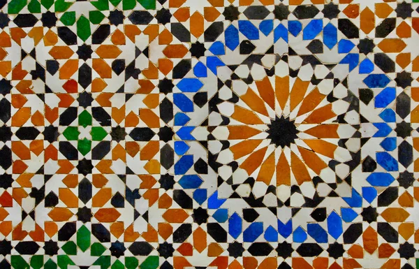 Марокко, мозаїка деталізацію у старому палаці в Марракеш — стокове фото