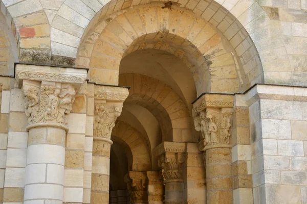 Malebné město Saint Benoit sur Loire v Val de Loire — Stock fotografie