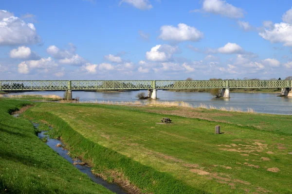 Malownicze miasta sully sur Loire w loiret — Zdjęcie stockowe