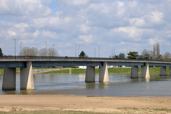 Ville pittoresque de Sully sur Loire à Loiret — Photo