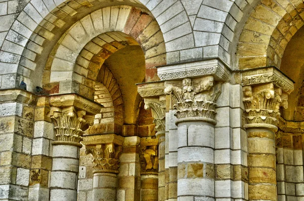 Malebné město Saint Benoit sur Loire v Val de Loire — Stock fotografie